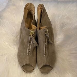 Paul Green Taupe Suede Open Toe Heeled Booties Ankle Boots Zip Peep Toe size 5.5